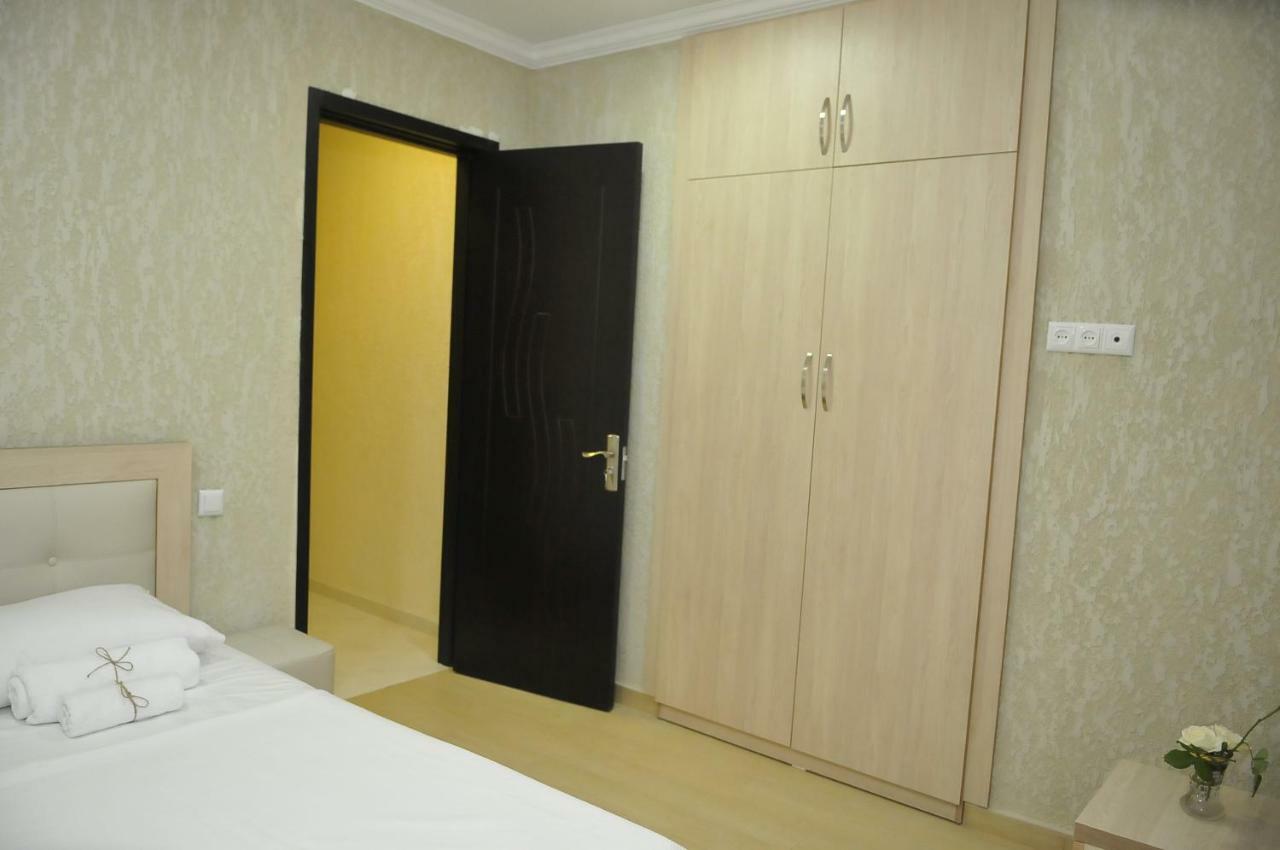 Pomegranate Hotel 库塔伊西 外观 照片